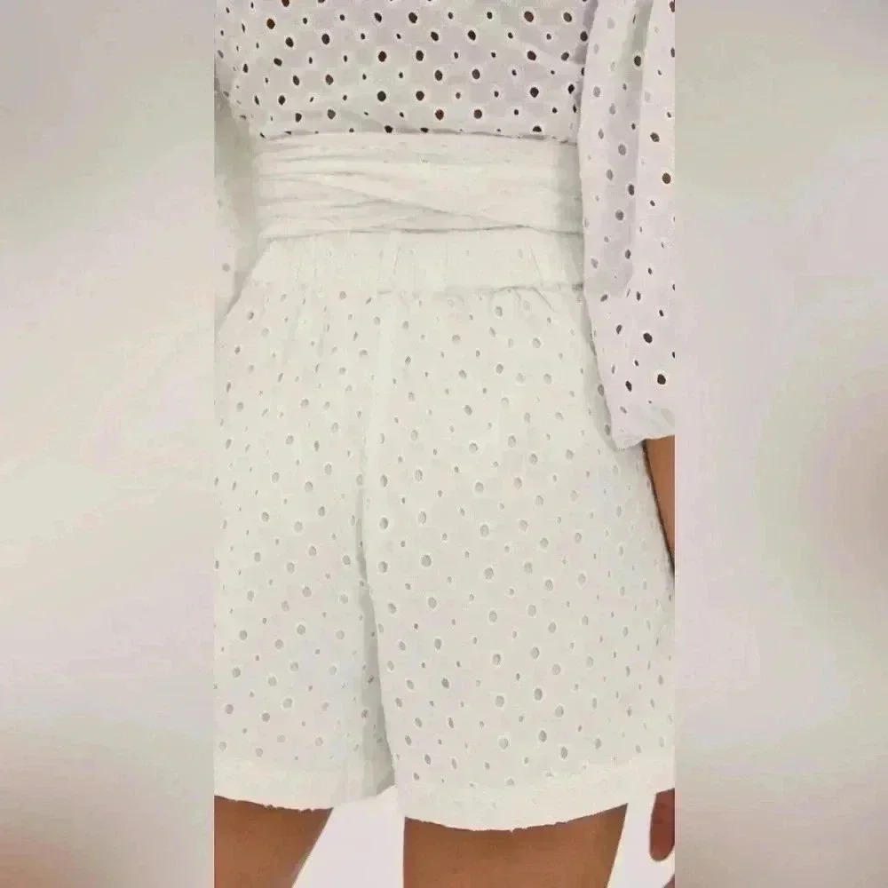NWOT L*SPACE Vista Short in Eye On You Eyelet
Shorts XS - Picture 2 of 5